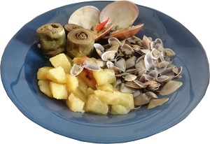 Guazzetto di Carciofini patate e frutti di mare
